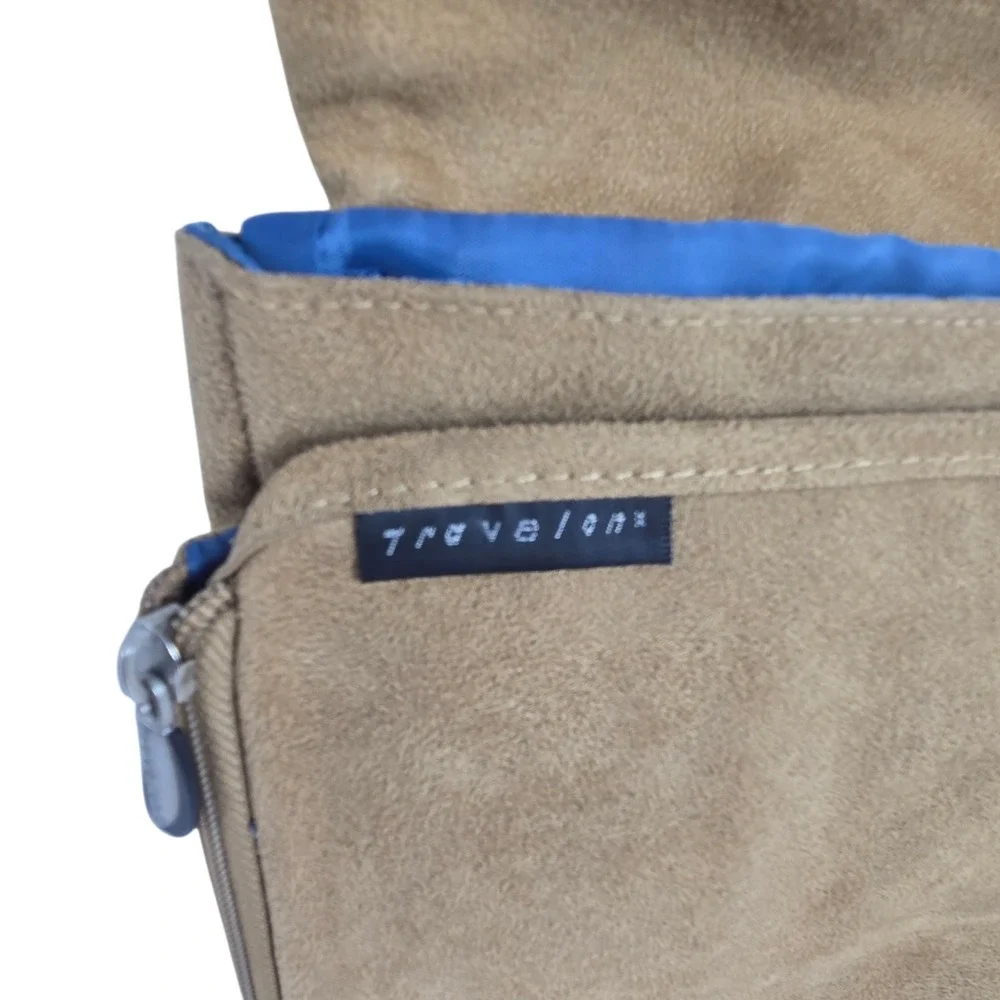Travelon Micro Suede Organizer Sling Crossbody Bag  w Matching‎ Passport Wallet